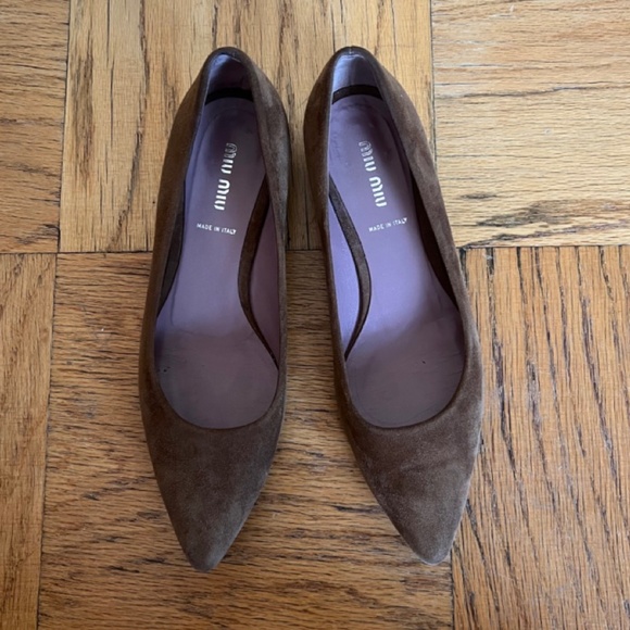 Miu Miu Pointed Toe Brown Suede Ballet Flats - 38.5 - Picture 1 of 7
